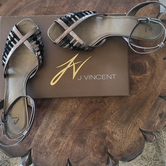 NWB J Vincent Black & Pewter Woven Suede Snakeskin Patterned Leather Kit Heel 8M - Picture 1 of 7